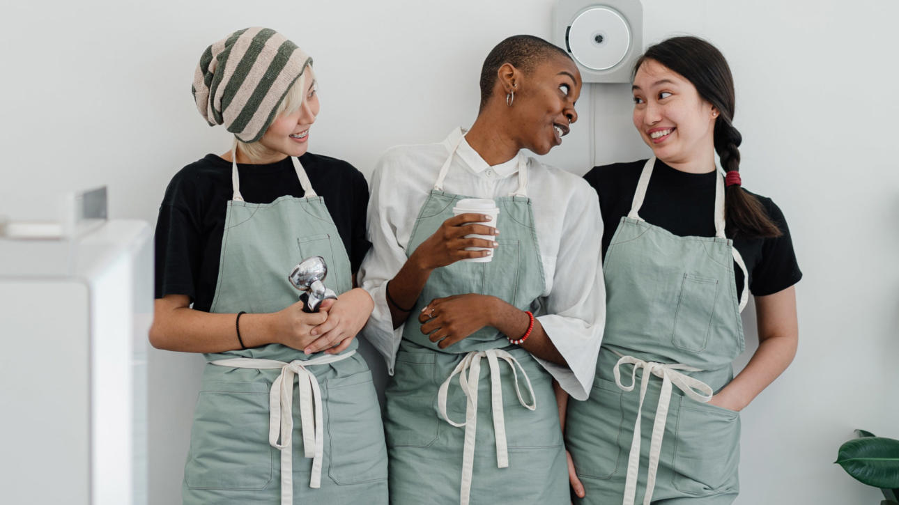 training cafe staff